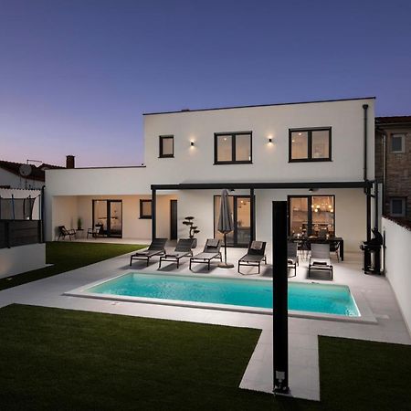 Villa Artis Pula Exteriér fotografie